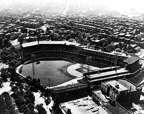 Photo_of_Forbes_Field_during_1960_World_Series.