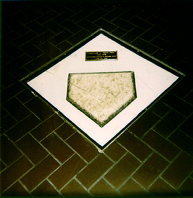 Photo_of_Forbes_Field_home_plate.