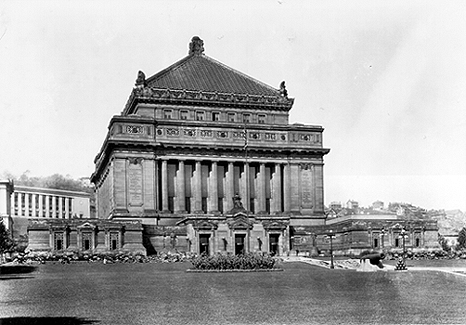 Photo_of_Soldiers_and_Sailors_Memorial.