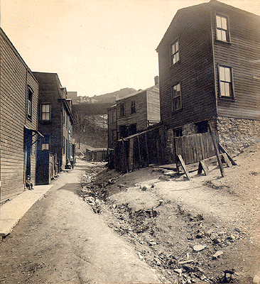 Photograph 
of Rock Alley.